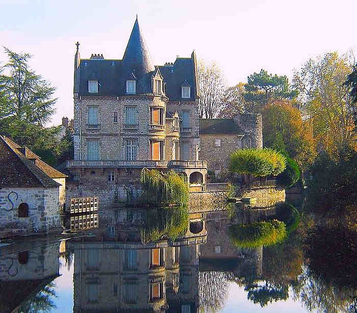  Moret-sur-Loing