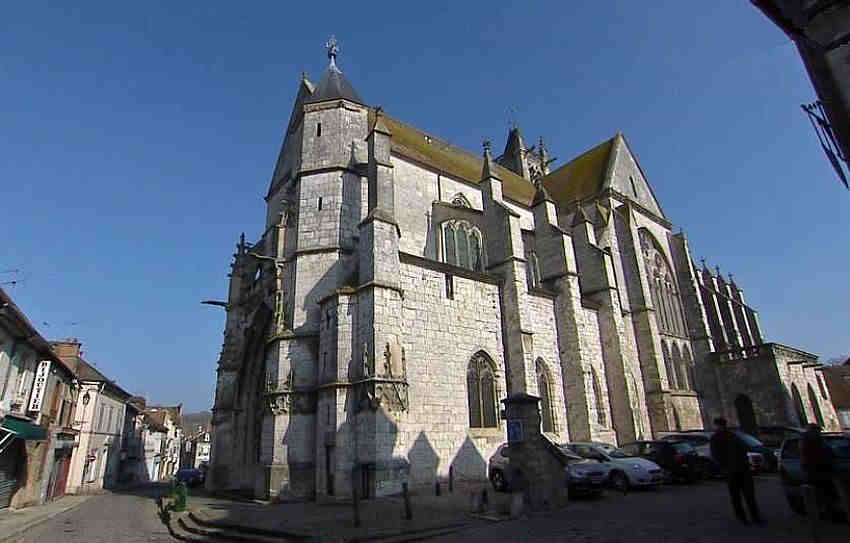 Eglise notre-Dame de la Nativit&eacute; &agrave; Moret-sur-Loing