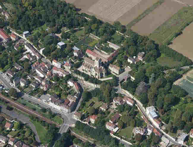 Vue de l'&eacute;glise d'&eacute;glise d'Auvers sur Oise