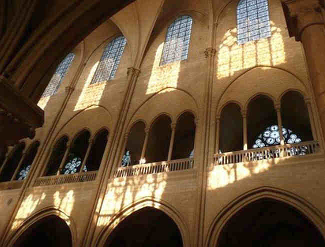 int&eacute;rieur La coll&eacute;giale Notre-Dame de Mantes, 